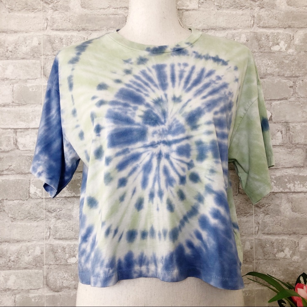 NWT DAYDREAMER 100% Cotton Green Iris Tie Dye Boxy Crop Tee Top Size Small